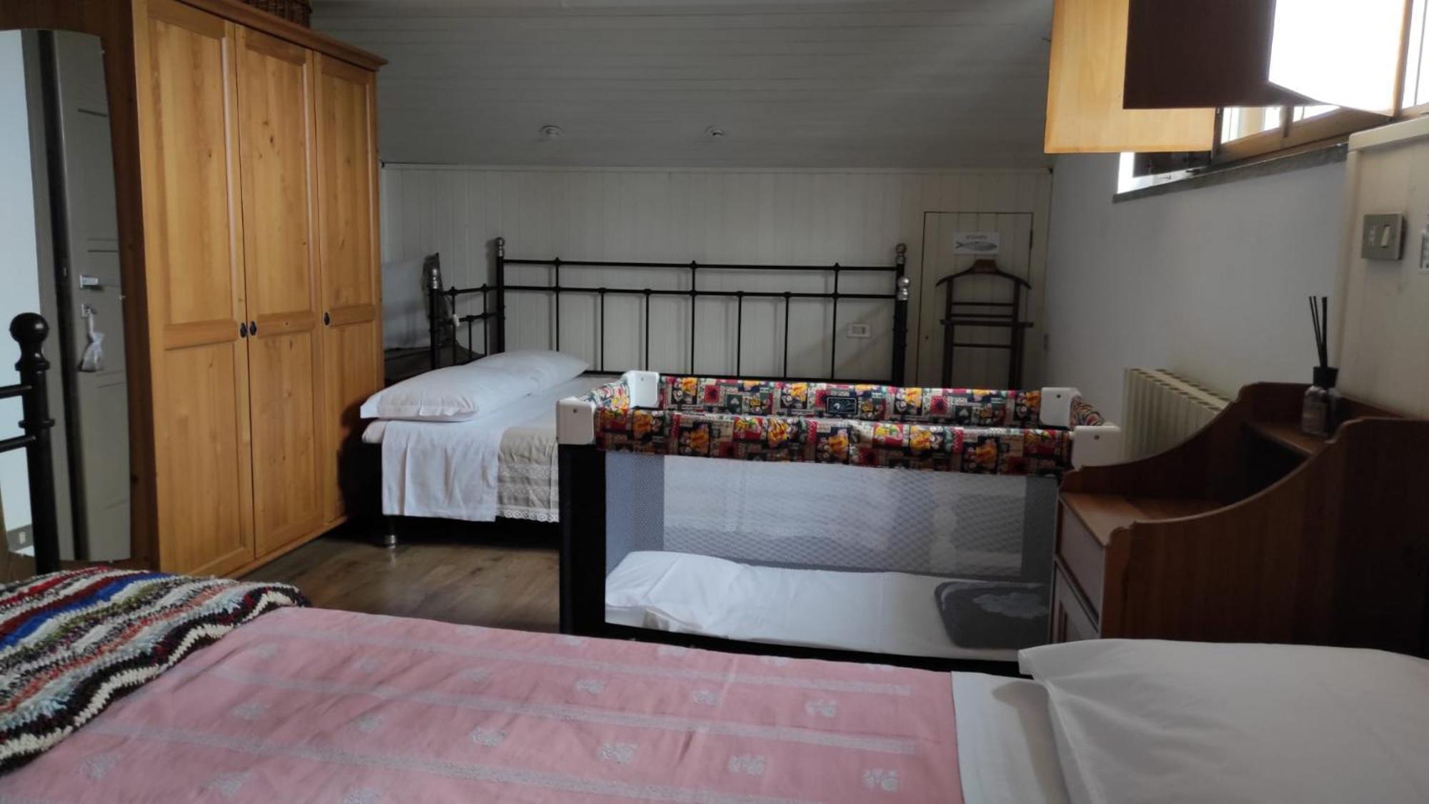 Appartement La Mansardina à Venegono Superiore Extérieur photo